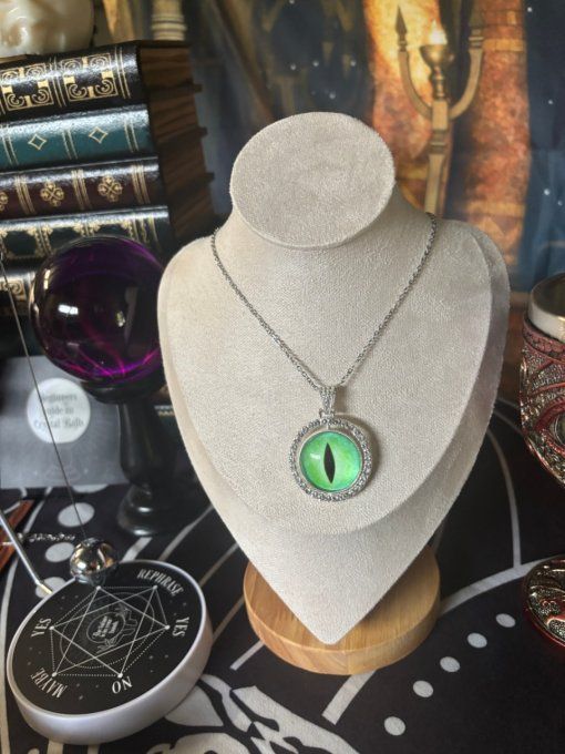 Collier dragon Fafnir