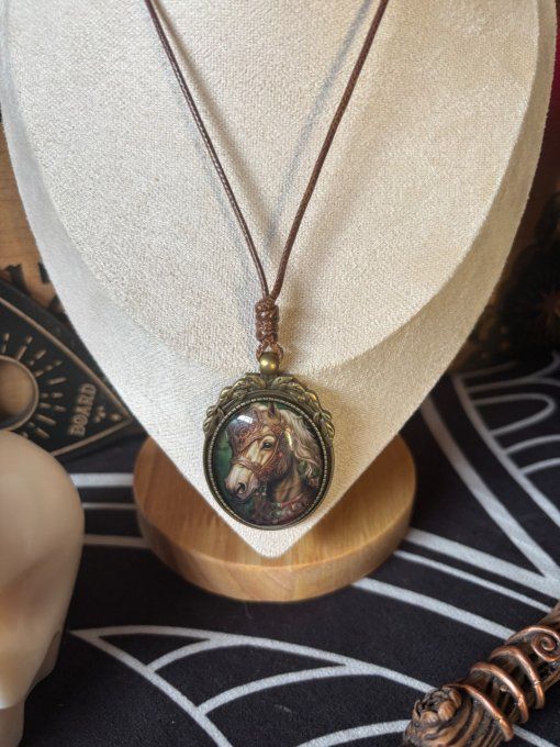 Collier Cheval fantasy
