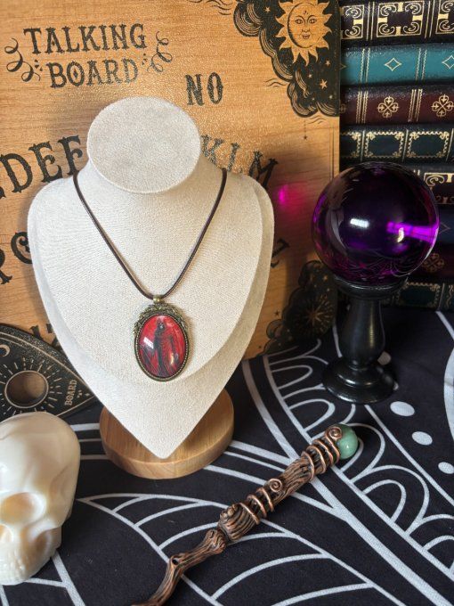Collier Skull dark