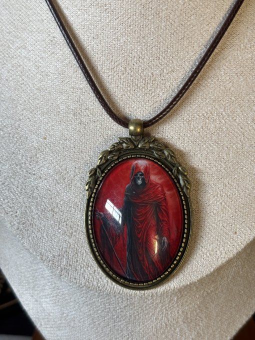 Collier Skull dark