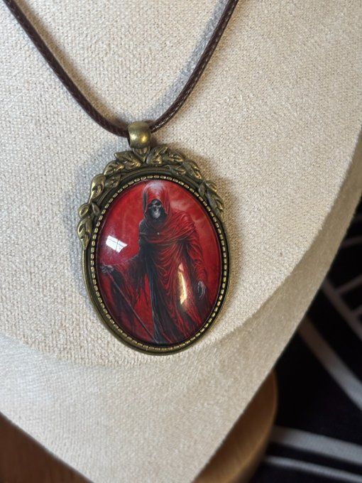 Collier Skull dark