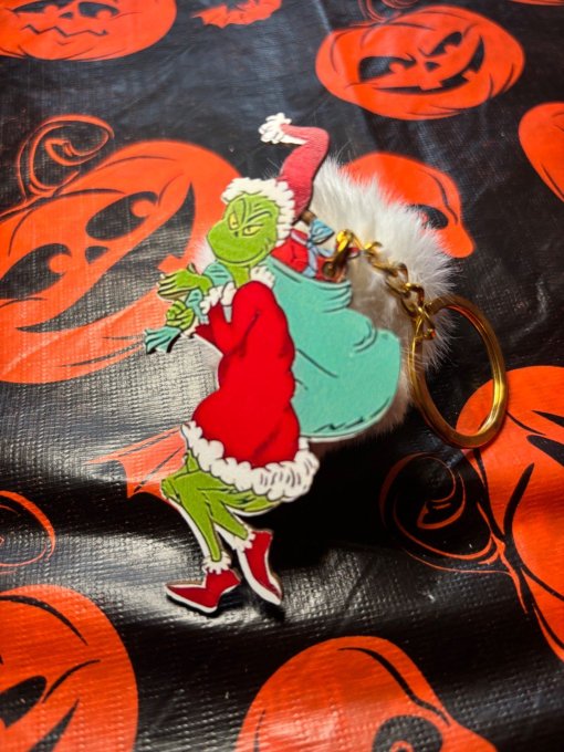 Porte clefs grinch voleur de cadeaux