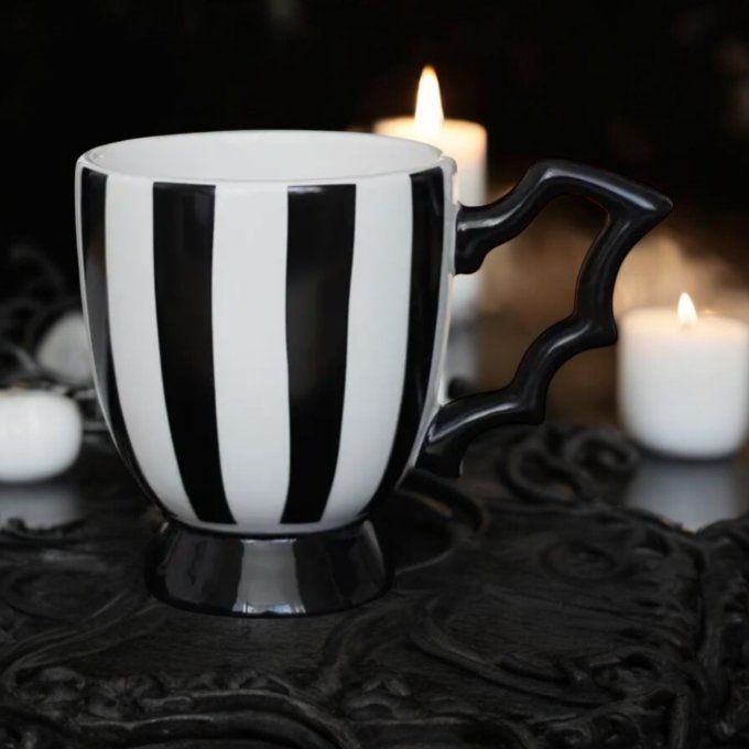 Mug Beetlejuice